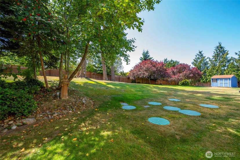 Property photo for 2122 Colonial Way, Oak Harbor photo 35