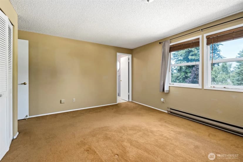 Property photo for 2122 Colonial Way, Oak Harbor photo 27