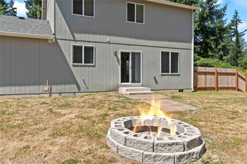 Property photo for 21720 N Clear Lake Boulevard Se, Yelm photo 24
