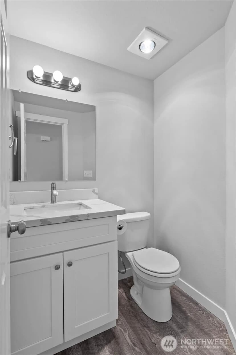 Property photo for 21720 N Clear Lake Boulevard Se, Yelm photo 11