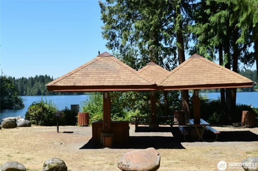 Property photo for 21720 N Clear Lake Boulevard Se, Yelm photo 33