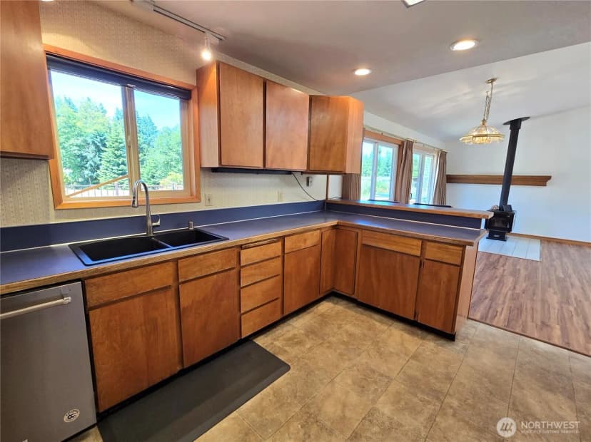 Property photo for 260 Evergreen Loop, Forks photo 11