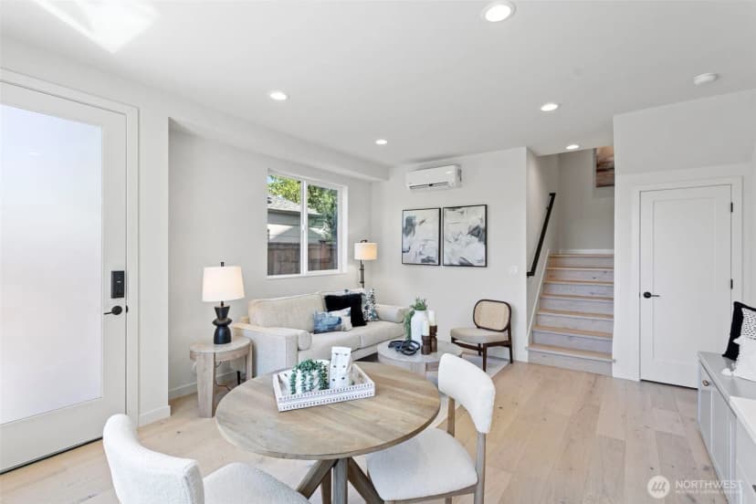 Property photo for 3812 31st Avenue W #b, Seattle photo 12