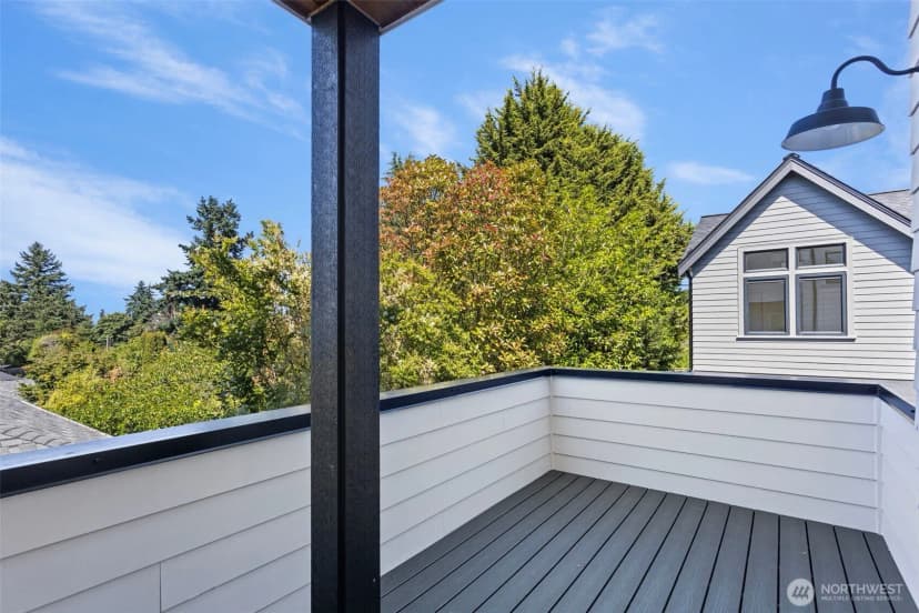 Property photo for 3812 31st Avenue W #b, Seattle photo 17