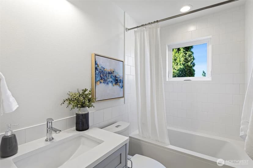 Property photo for 3812 31st Avenue W #b, Seattle photo 16