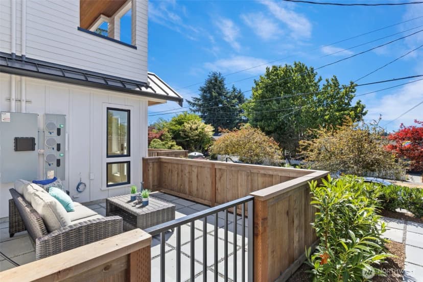 Property photo for 3812 31st Avenue W #b, Seattle photo 26