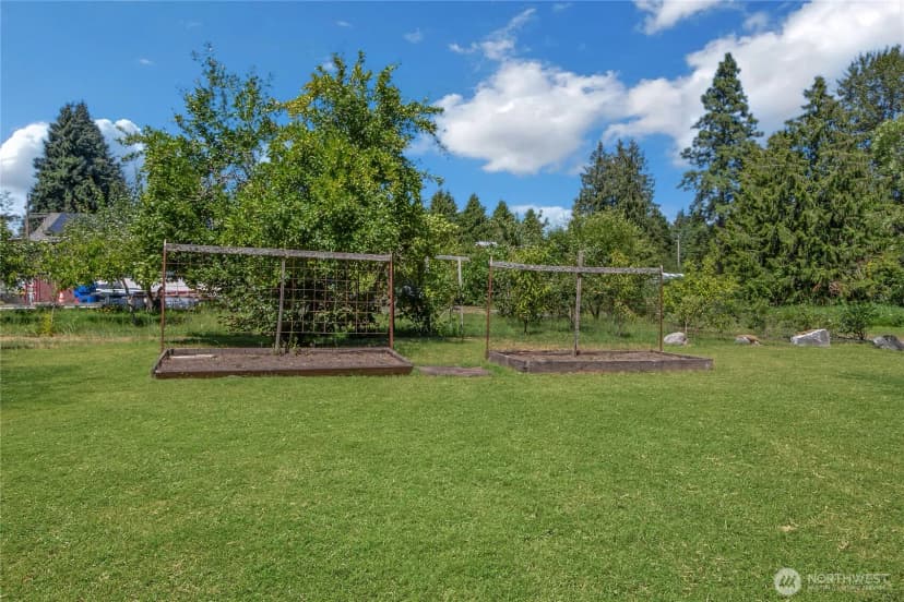 Property photo for 914 109th Avenue Ct E, Edgewood photo 25