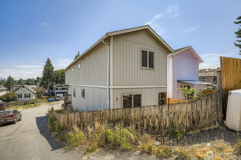 Property photo for 8811 2nd Avenue S, Seattle photo 21