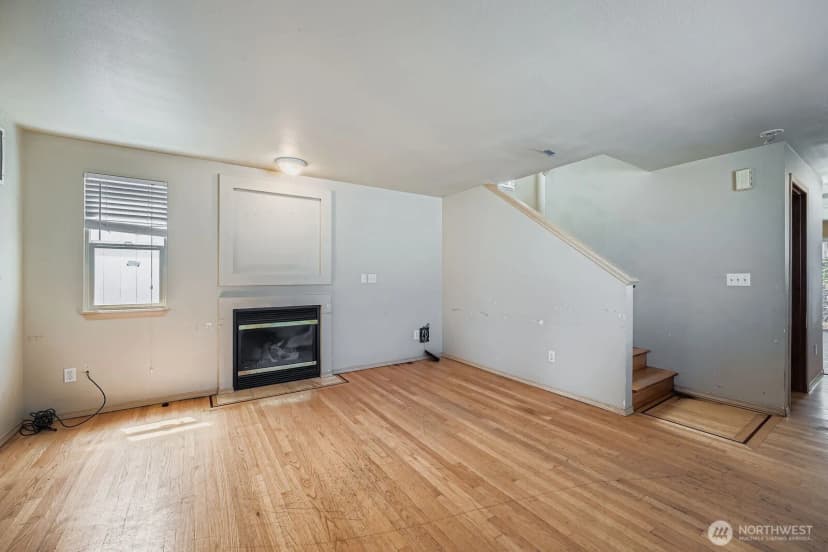 Property photo for 8811 2nd Avenue S, Seattle photo 3