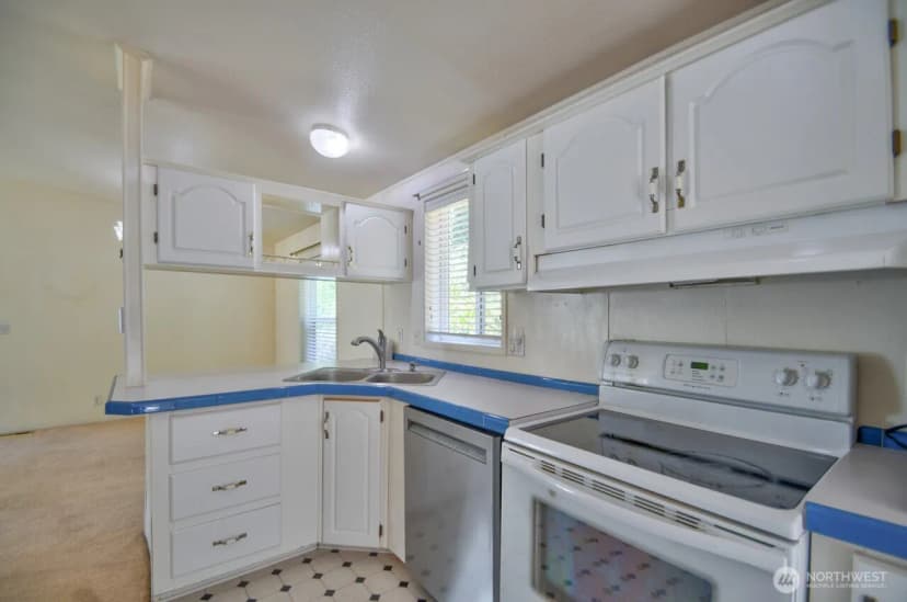Property photo for 930 Tipsoo Loop N, Rainier photo 15