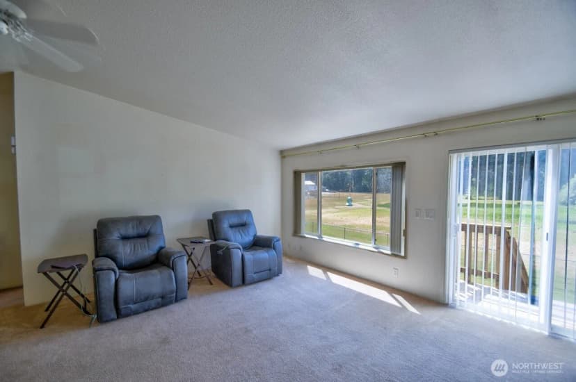 Property photo for 930 Tipsoo Loop N, Rainier photo 7
