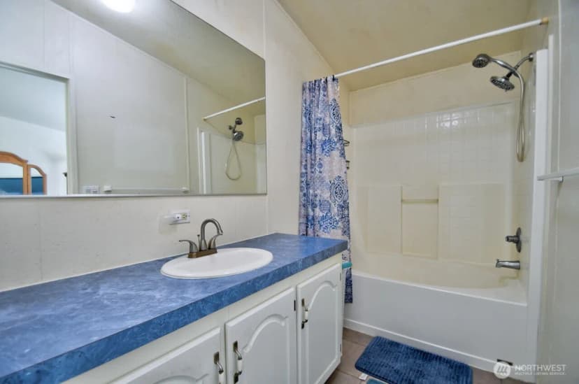 Property photo for 930 Tipsoo Loop N, Rainier photo 19
