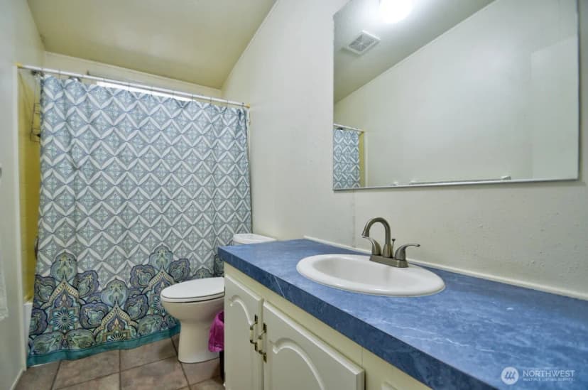 Property photo for 930 Tipsoo Loop N, Rainier photo 23