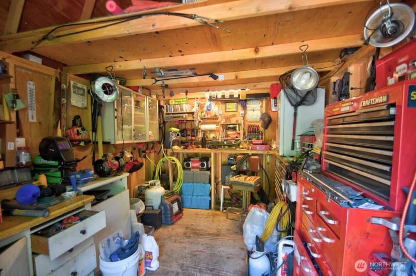 Property photo for 930 Tipsoo Loop N, Rainier photo 33