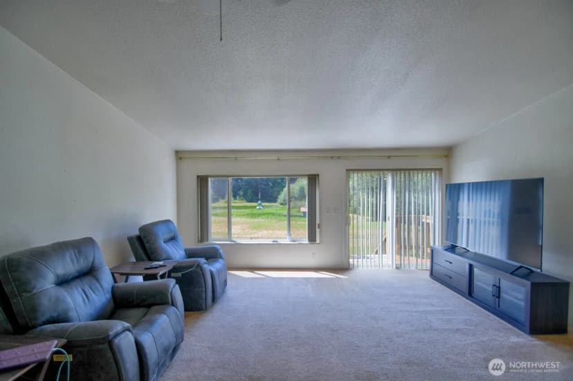 Property photo for 930 Tipsoo Loop N, Rainier photo 8