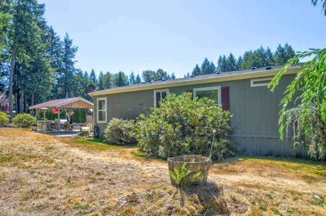 Property photo for 930 Tipsoo Loop N, Rainier photo 2