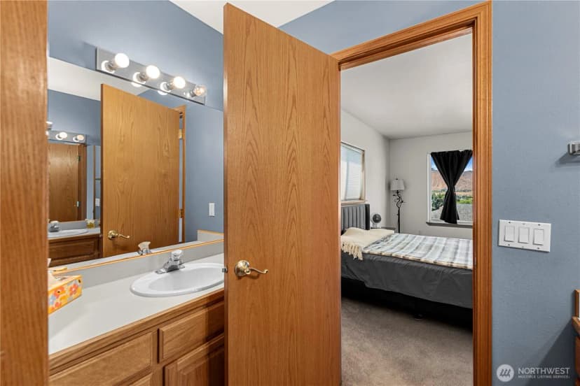 Property photo for 717 S Lexington Place, East Wenatchee photo 26