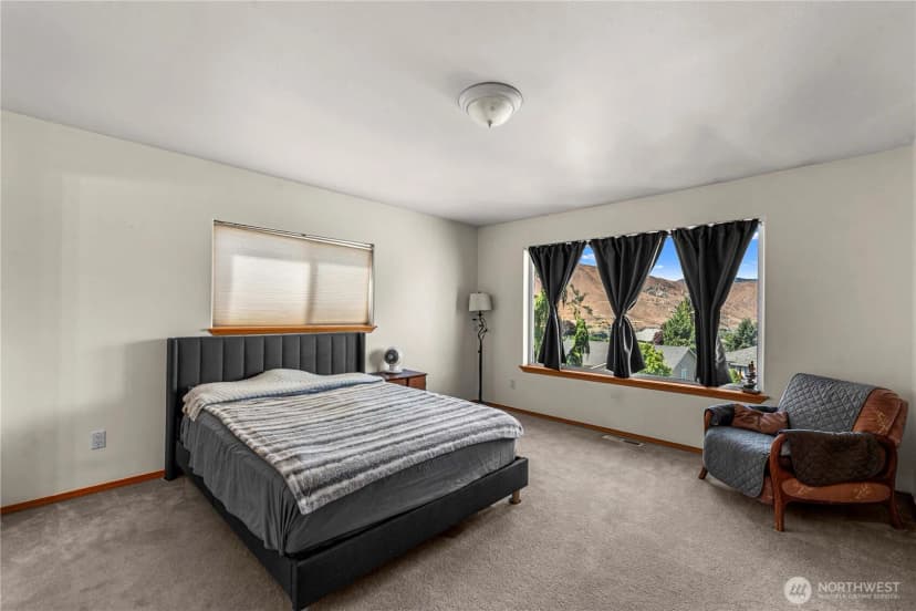 Property photo for 717 S Lexington Place, East Wenatchee photo 22