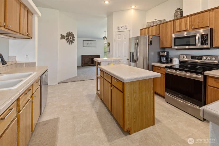 Property photo for 2801 Clerf Road, Ellensburg photo 6