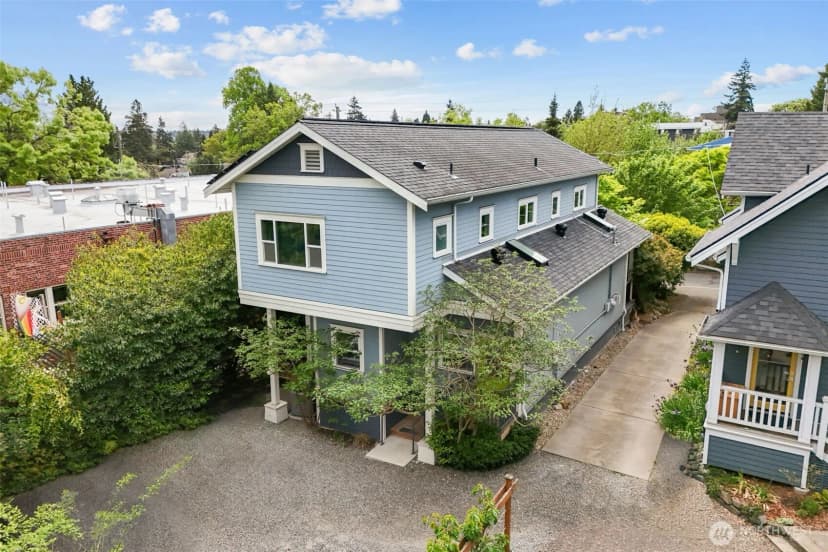 Property photo for 4510 Thackeray Ne, Seattle photo 34