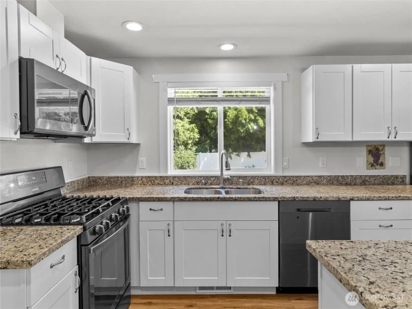 Property photo for 4309 236th Street E, Spanaway photo 12
