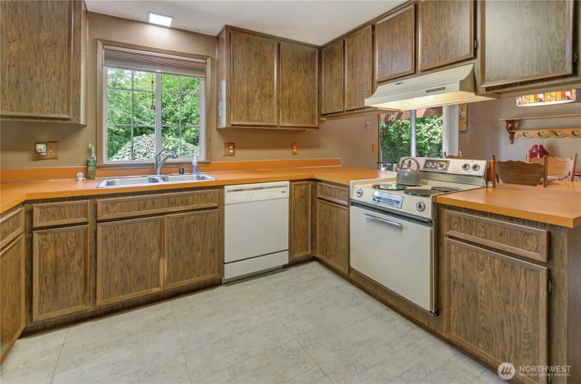 Property photo for 11630 211th Avenue E, Bonney Lake photo 8