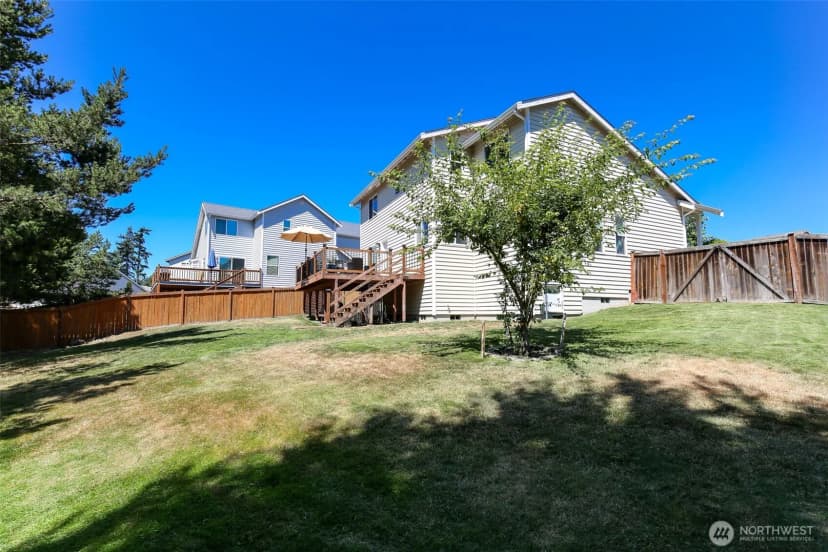 Property photo for 1003 Nw Kelly Place, Oak Harbor photo 18