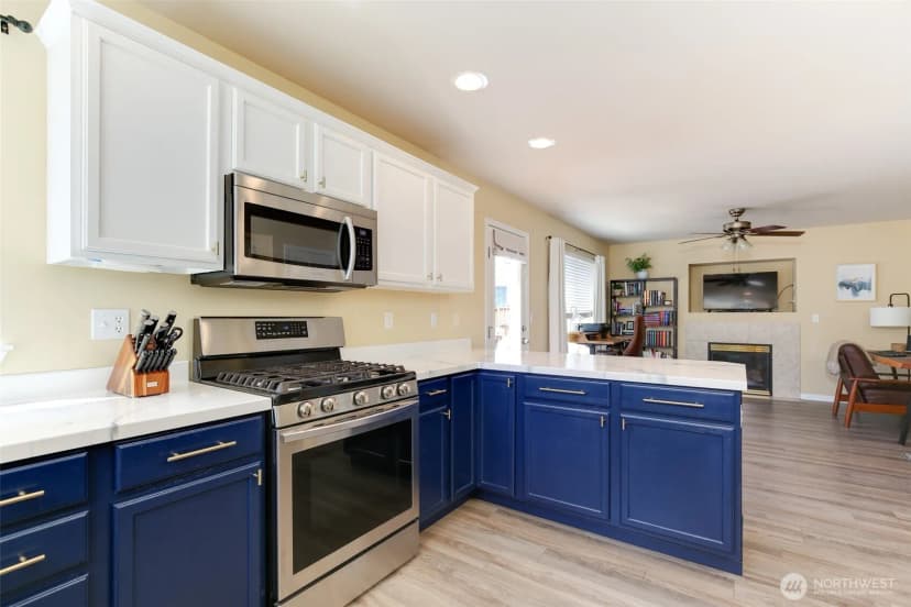 Property photo for 1003 Nw Kelly Place, Oak Harbor photo 11