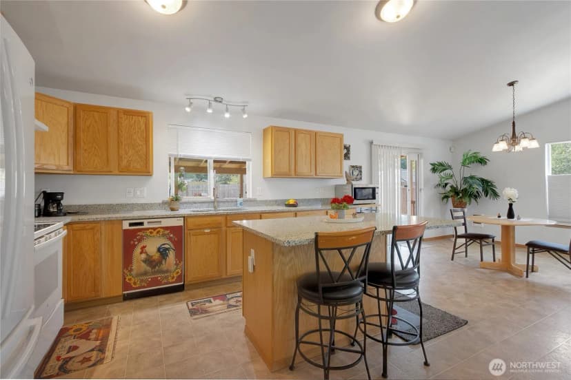 Property photo for 12906 Ridgewood Drive E, Bonney Lake photo 5