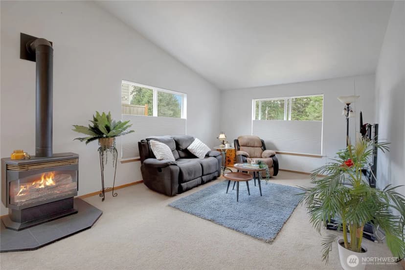 Property photo for 12906 Ridgewood Drive E, Bonney Lake photo 9