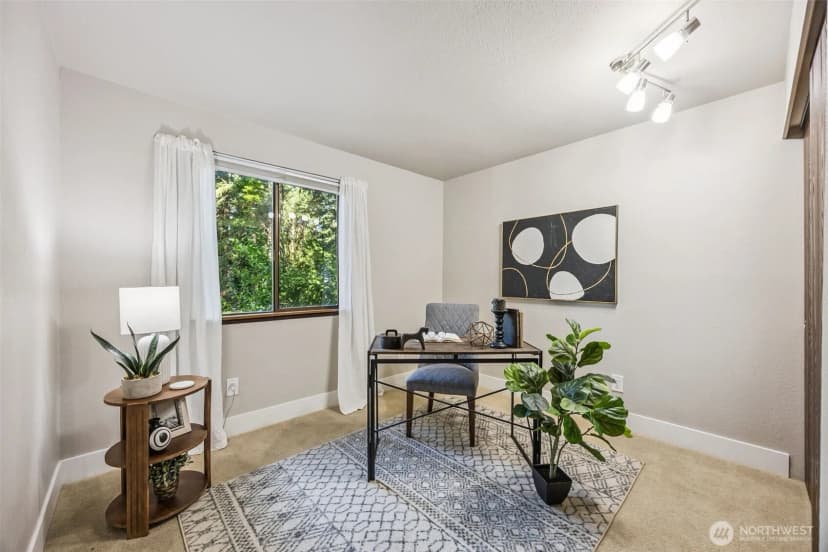 Property photo for 21232 Ne 12th Street, Sammamish photo 21