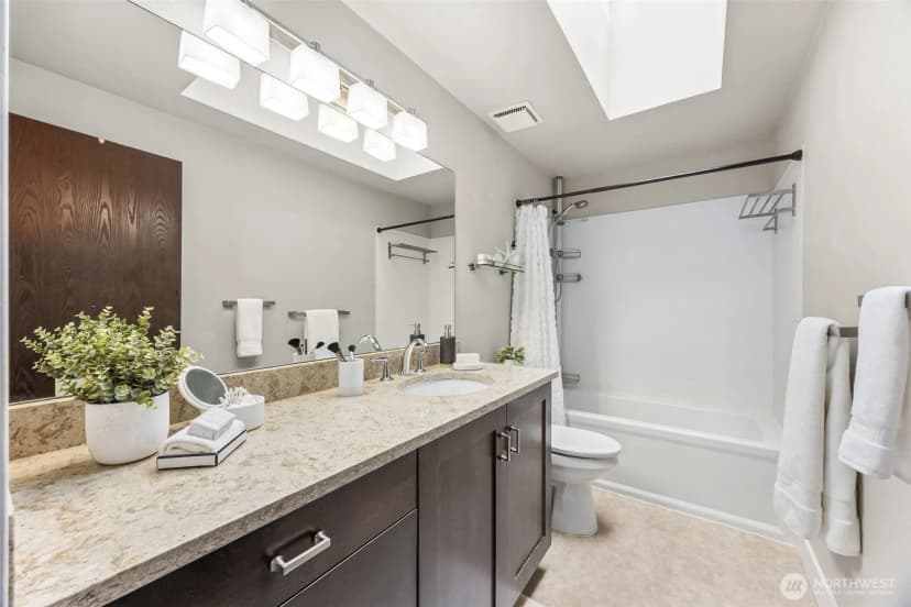 Property photo for 21232 Ne 12th Street, Sammamish photo 20