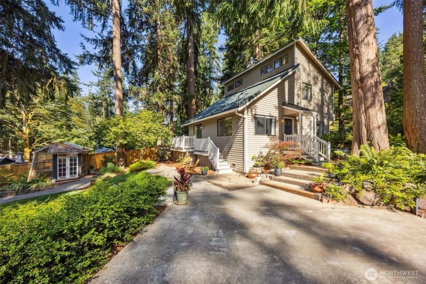 Property photo for 21232 Ne 12th Street, Sammamish