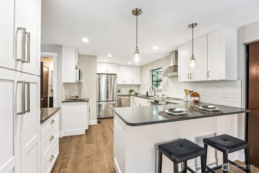 Property photo for 21232 Ne 12th Street, Sammamish photo 15