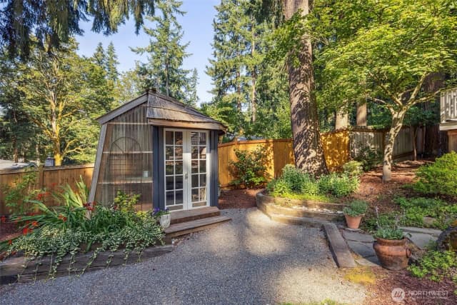 Property photo for 21232 Ne 12th Street, Sammamish photo 4