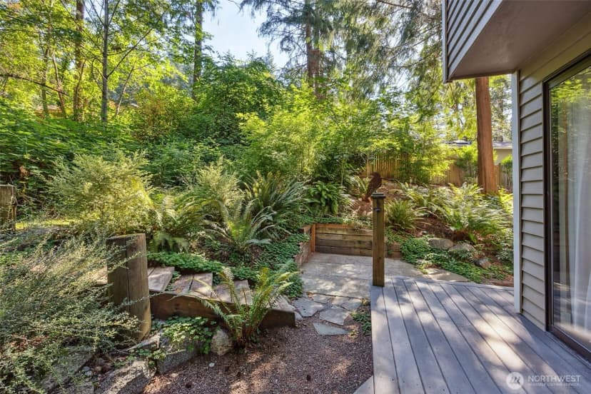 Property photo for 21232 Ne 12th Street, Sammamish photo 25