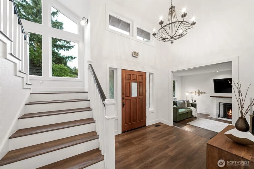 Property photo for 8107 Warren Drive Nw, Gig Harbor photo 4