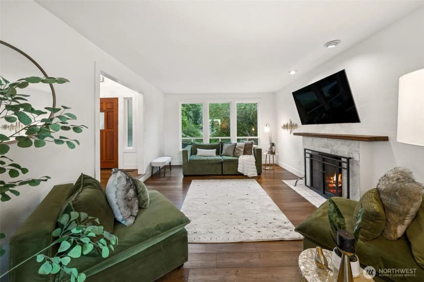 Property photo for 8107 Warren Drive Nw, Gig Harbor photo 6