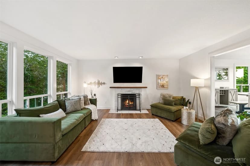 Property photo for 8107 Warren Drive Nw, Gig Harbor photo 5