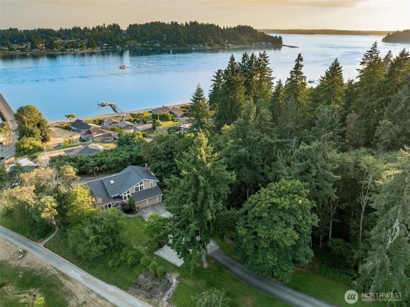 Property photo for 8107 Warren Drive Nw, Gig Harbor photo 39