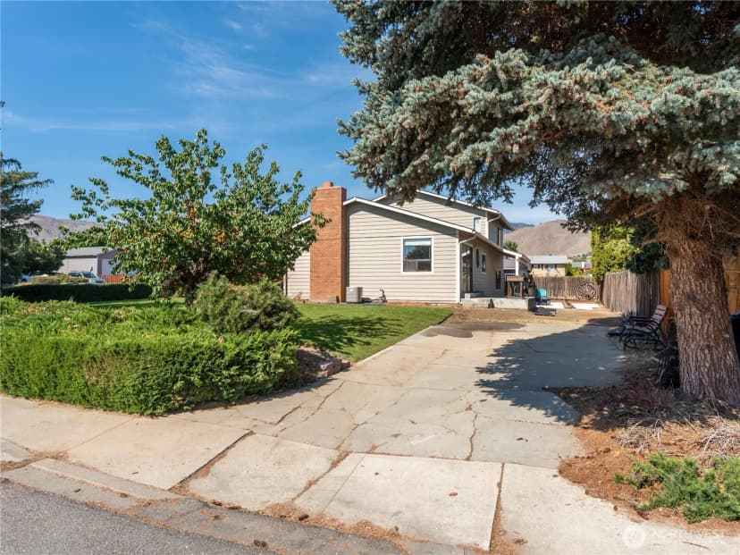 Property photo for 901 Willis Street, Wenatchee photo 31