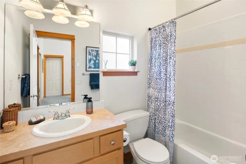 Property photo for 9218 Stone Avenue N #a, Seattle photo 25