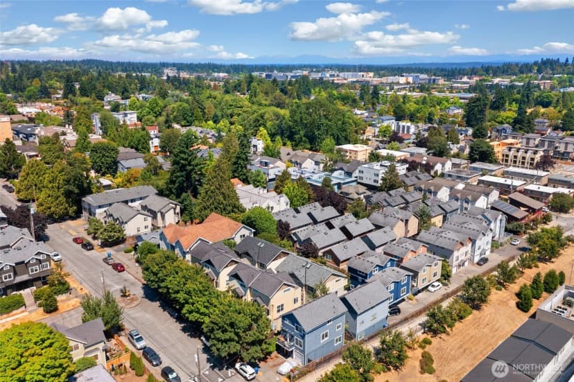 Property photo for 9218 Stone Avenue N #a, Seattle photo 32