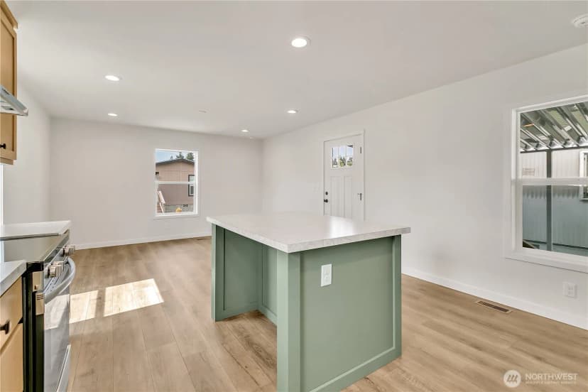 Property photo for 3237 S 182nd Place #221, Sea Tac photo 9