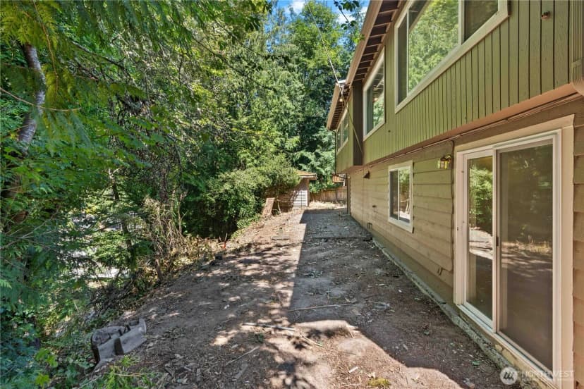 Property photo for 354 Nw 177th Street, Shoreline photo 32