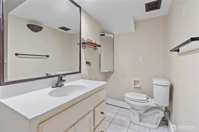 Property photo for 354 Nw 177th Street, Shoreline photo 27