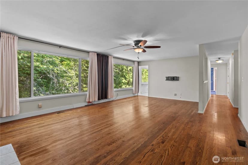 Property photo for 354 Nw 177th Street, Shoreline photo 8