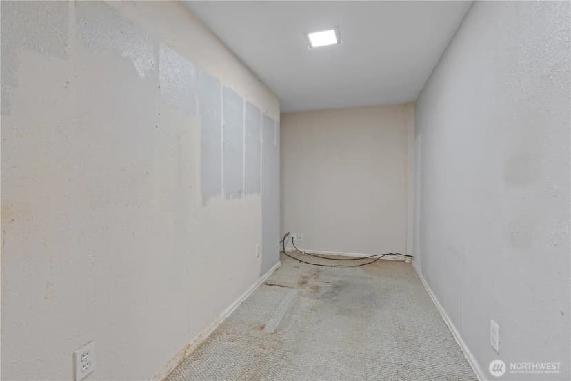 Property photo for 354 Nw 177th Street, Shoreline photo 29