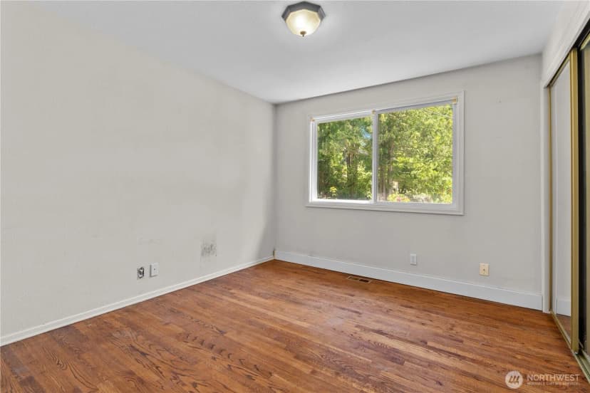 Property photo for 354 Nw 177th Street, Shoreline photo 19