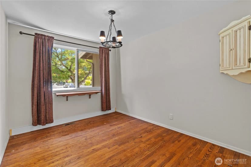 Property photo for 354 Nw 177th Street, Shoreline photo 18